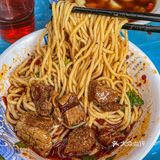 重庆巷子里的板凳担担面🔥每天卖出500碗！