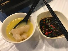 -鲜入围煮花胶鸡海鲜火锅