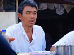 -正宗杂粮煎饼香软鸡蛋饼
