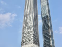 -南京眼步行桥