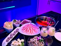 -唯爱KTV聚会餐厅(仙林东城汇店)