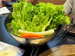 -山川小町·极番烧肉(新地假日广场店)