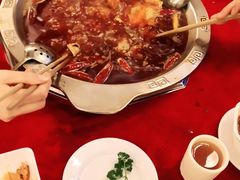 -山城年华老火锅(玉林店)