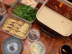 -皇城老妈·大连海鲜火锅(港湾店)