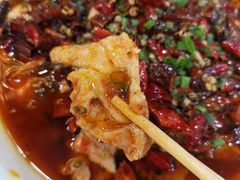 水煮牛肉-渝君重庆火锅(嘉宾路店)