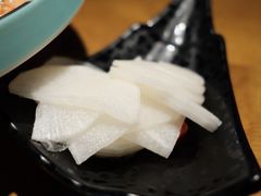 -香蟹煲·醉蟹牛蛙耙鸡爪
