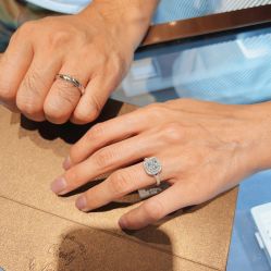 点击看大图 -Cindy Jewelry·钻戒·彩色宝石