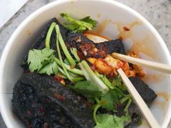 -黑色经典臭豆腐·湖南特产(步行街店)