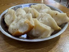 -黄阿姨锅贴大王(万航渡路店)