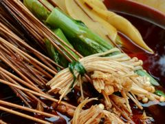 -拈签一笑黄牛肉辣卤串串