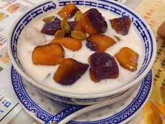 -广信牛奶甜品世家(台东店)