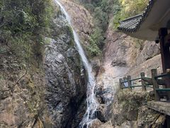 -南昆山川龙瀑布
