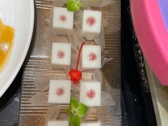 -香山湖家家宴(中山陵店)