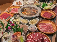 -牛YO寿喜烧·铁板烧和牛火锅自助(市府恒隆店)