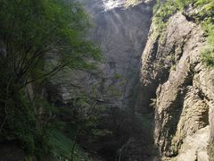 -燕子河大峡谷天坑仙境