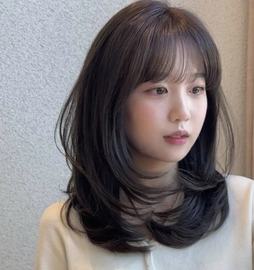 女生中长发发型简单又好看的发型今日发型减龄中短发发型推荐