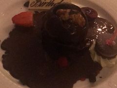 甜品（生日特制的融化巧克力）-La Villa French Restaurant