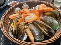 海鲜大合蒸-乔街深夜食堂·台州菜·高压锅生蚝(杭州总店)