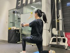-汗水空间私教健身连锁(SM广场店)