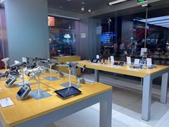 -DJI大疆(深圳华强北曼哈授权体验店)