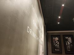 -西西弗书店&矢量咖啡(凯德晶萃广场店)