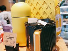 -星巴克臻选(上海中环广场2F店)