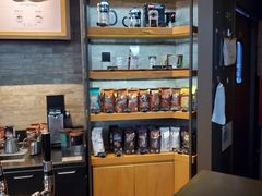 -星巴克臻选(周浦万达店)