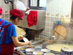 -镇南锅盖面馆(解放路店)