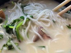 -肥汁米蘭香港米线(长宁来福士店)