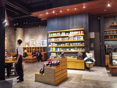 零售区-星巴克臻选(深圳罗湖万象城店)
