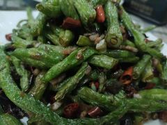 -赶海部落海鲜城(海阳路店)