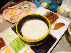 -月枫江南小馆(绿地缤纷广场店)