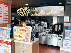-麦当劳(杨林得来速店)