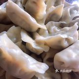 步骤 1,用酱油，料酒，糖，蚝油腌制鸡丁