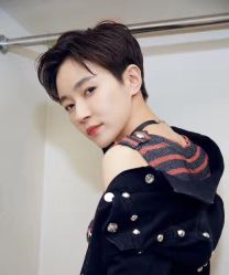 -明洞造型精品烫染