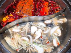 菌汤鸳鸯锅-渝味晓宇火锅(合川路店)