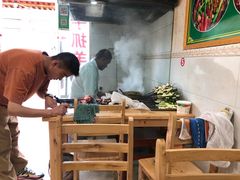 大堂-张四烤羊肉(西藏自治区拉萨市丹杰林巷店)