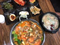 鲍鱼参鸡汤-真情鲍鱼海鲜汤