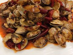 -扒虾小妹儿麻辣海鲜(宏图街店)