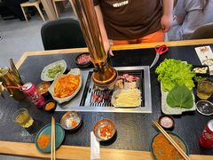 -臻牛烤肉