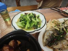 -贾老板缸肉馆(潮韵街店)