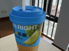 -上海市静安区图书馆(新闸路馆)