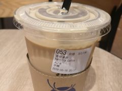 香草拿铁-瑞幸咖啡(第一城店)