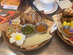 -小小集渔·泰式大排档(太古里香槟店)