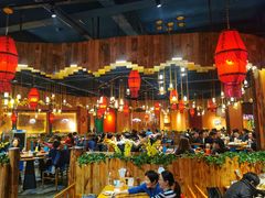 大堂-老滇山寨•云南特色菜•地方菜•民族风情歌舞表演(金碧店)