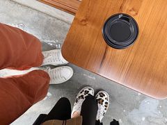 -Line 咖啡(石厦花园店)