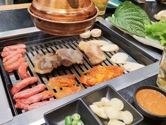 -臻牛烤肉