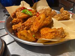 炸鸡翅一半一半-富乐满韩国正宗炸鸡韩国料理(虹泉路店)