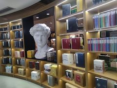 -新华书店(黄州大道店)
