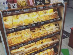 -全家便利店(宜山路站店)